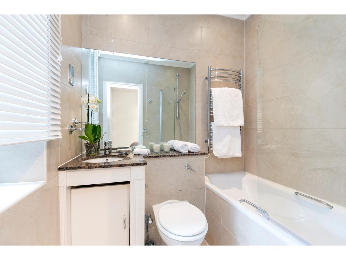 Fitzrovia Serviced Apartments Londra Esterno foto