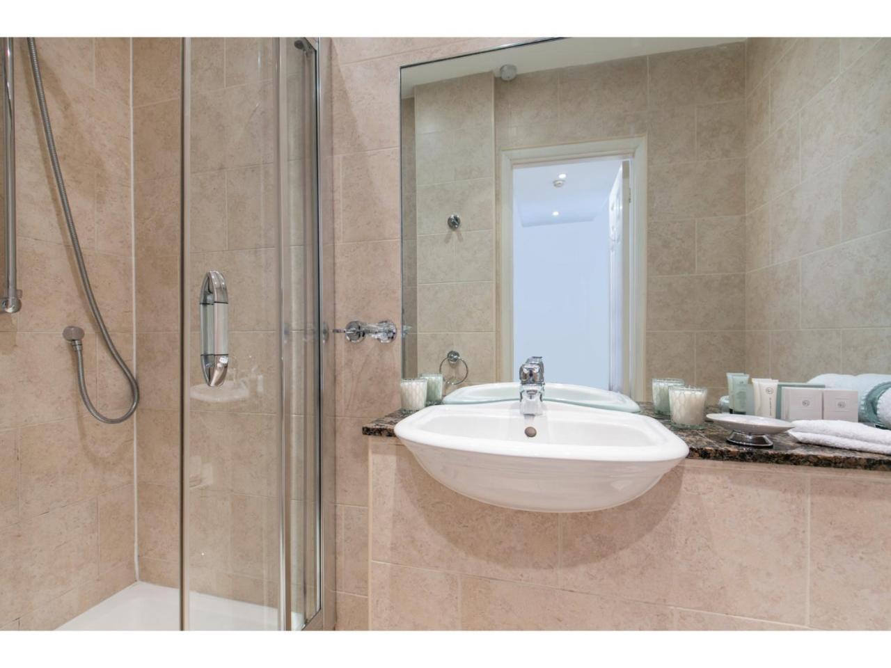 Fitzrovia Serviced Apartments Londra Esterno foto